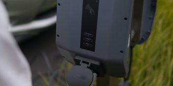 REMINC Fasteners in Electric Vehicle Charging Stations